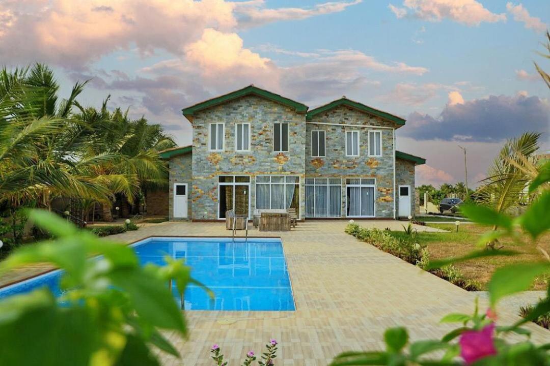 Ocean Green Beach Resort Prampram Екстериор снимка