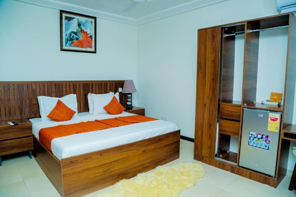 Ocean Green Beach Resort Prampram Екстериор снимка