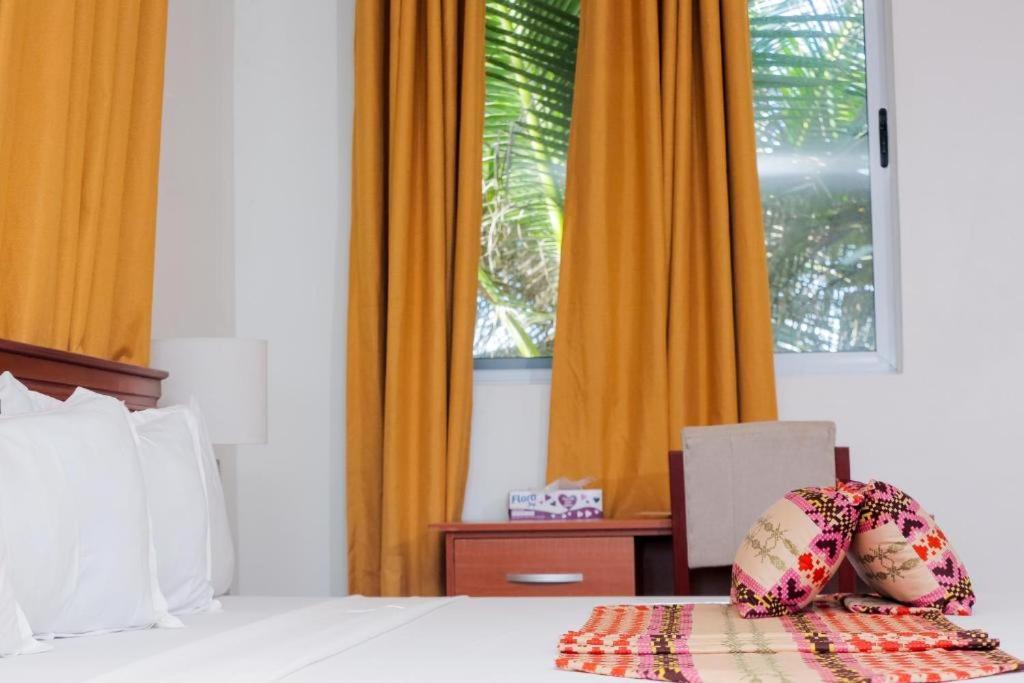Ocean Green Beach Resort Prampram Екстериор снимка
